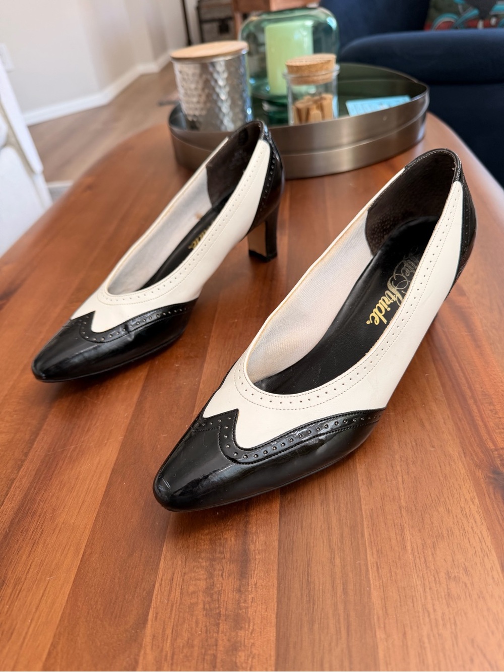 Vintage LifeStride Black White Spectator Pumps Block Heel 2.5”